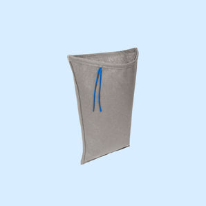 Microplastik Filtersack Straßenabläufe Microplastik Filtersack 70my Straßenabläufe grau mit blauer Kordel und Öffnungssaum Microplastik Filtersack Straßenabläufe Microplastik Filtersack 70my Straßenabläufe grau mit blauer Kordel und Öffnungssaum