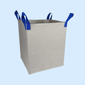 Filtersack Schlammentwässerung GE Vernova als grauer kastenförmiger Filtersack mit blauen Gurtschlaufen dargestellt