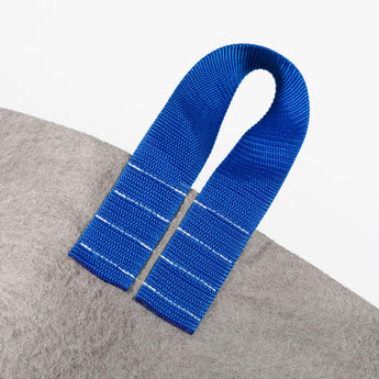 Sickerschacht Filtersack Regenwasser Sickerschacht-Filtersack für Regenwasser & Versickerung mit vernähter blauer Schlaufe Detail
